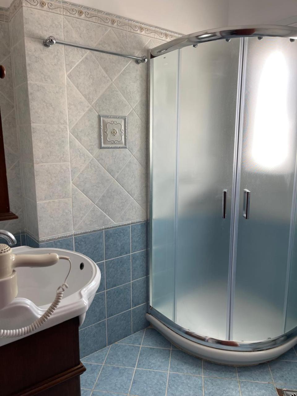 Leone Luxury Villas Kalamákion Buitenkant foto